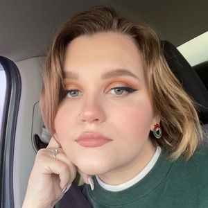 Meet your Posher, Kara